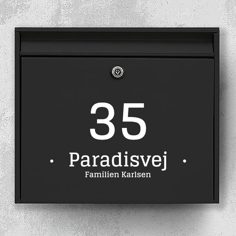 Mailbox sticker – large house number with center line (street name or family name)